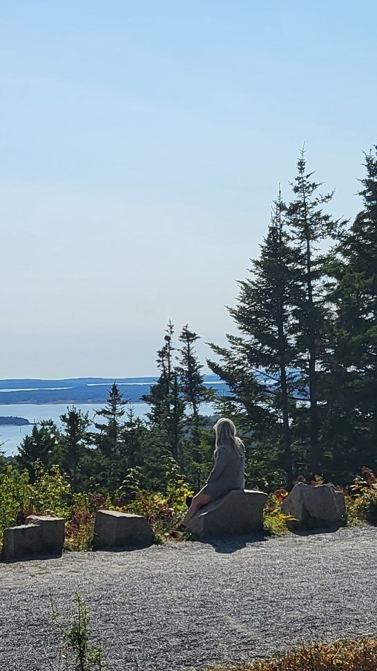 Summitt carriage trail